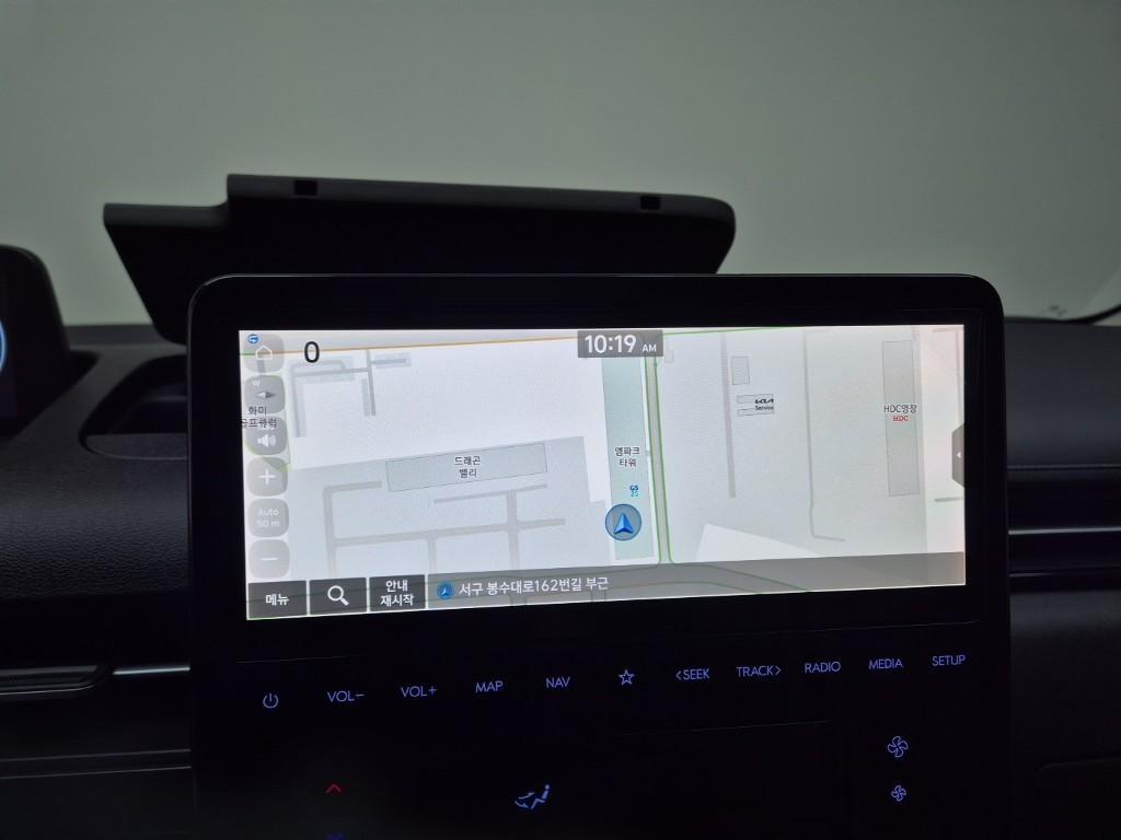 HYUNDAI Staria - Vista 10