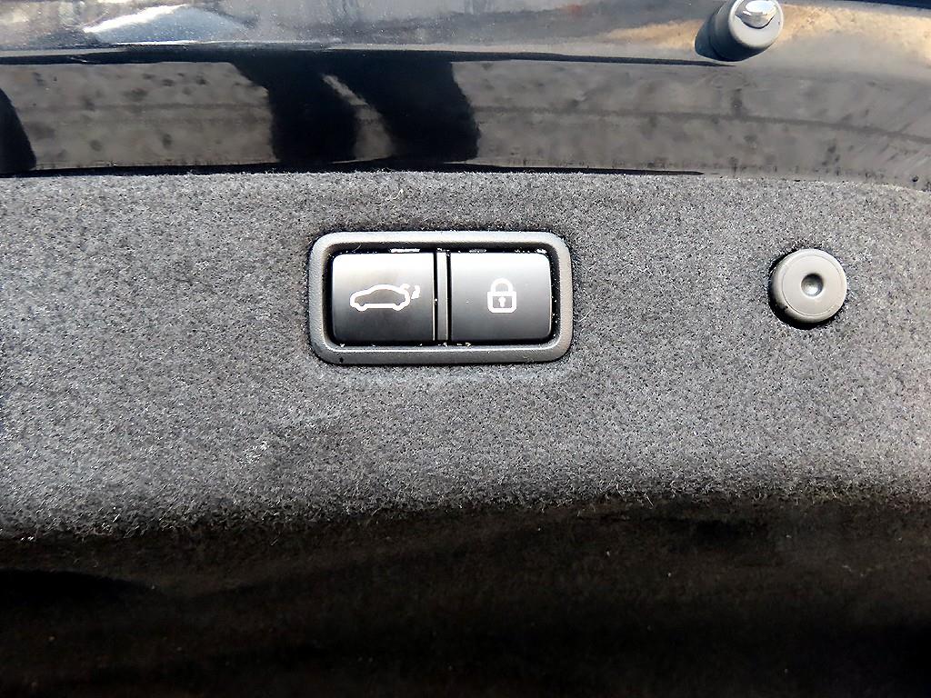 Genesis G70 2020 Negro - Importación desde Corea - HF Imports Iquique - Foto 16