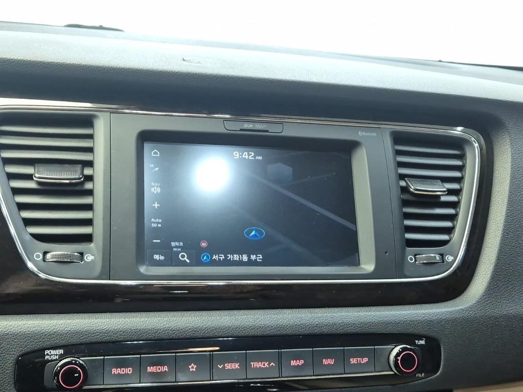 KIA Carnival 2019 Blanco - Importación desde Corea - HF Imports Iquique - Foto 13