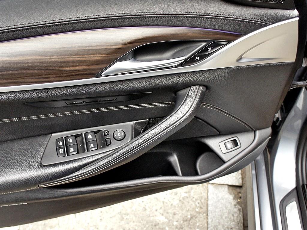 BMW 5 Series 2017 Gris - Importación desde Corea - HF Imports Iquique - Foto 13