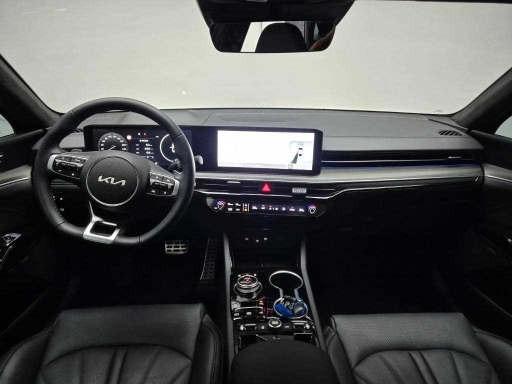 KIA K5 - Vista 7