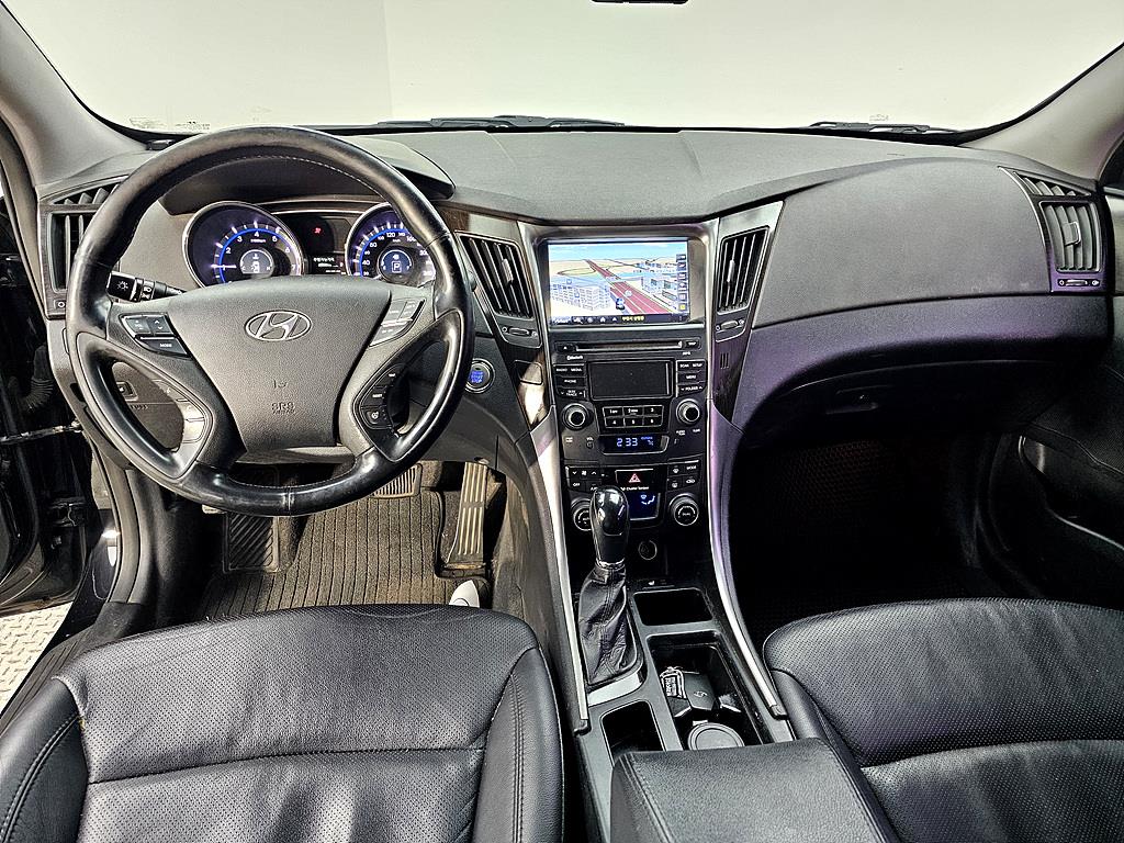 HYUNDAI Sonata - Vista 5