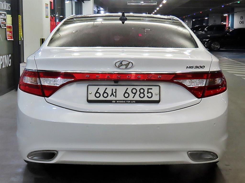 HYUNDAI Grandeur - Vista 5