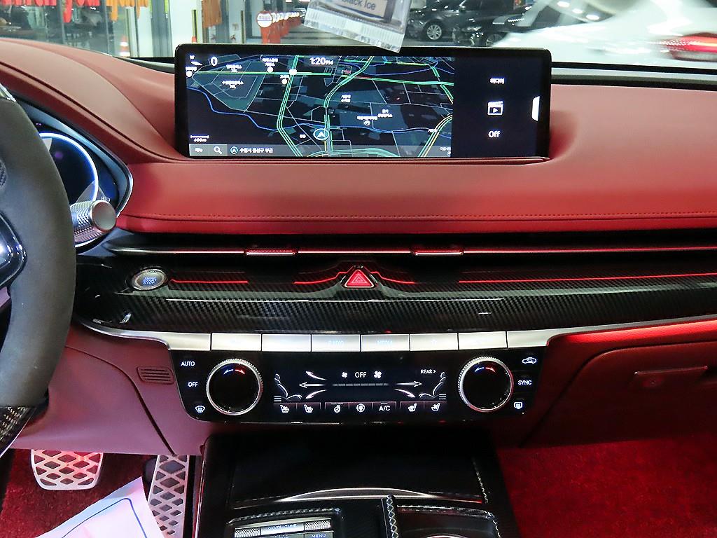 Genesis G80 - Vista 11