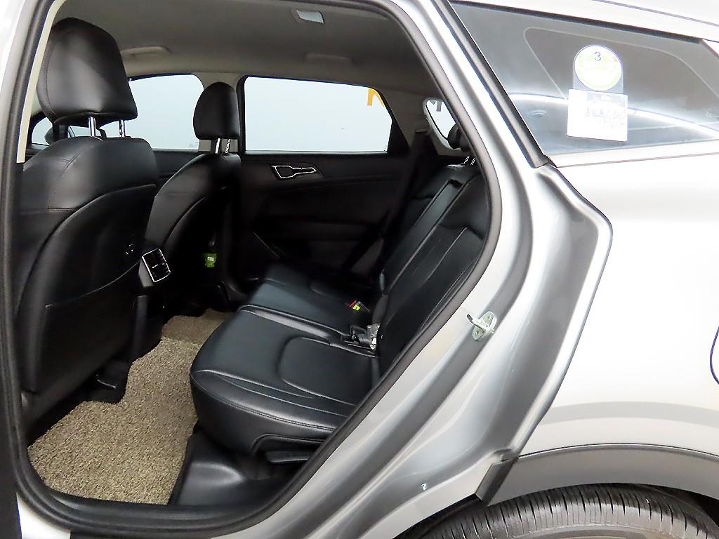 KIA Sportage - Vista 6