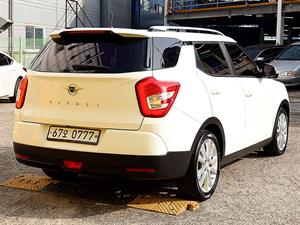 Ssangyong Tivoli - Vista 8