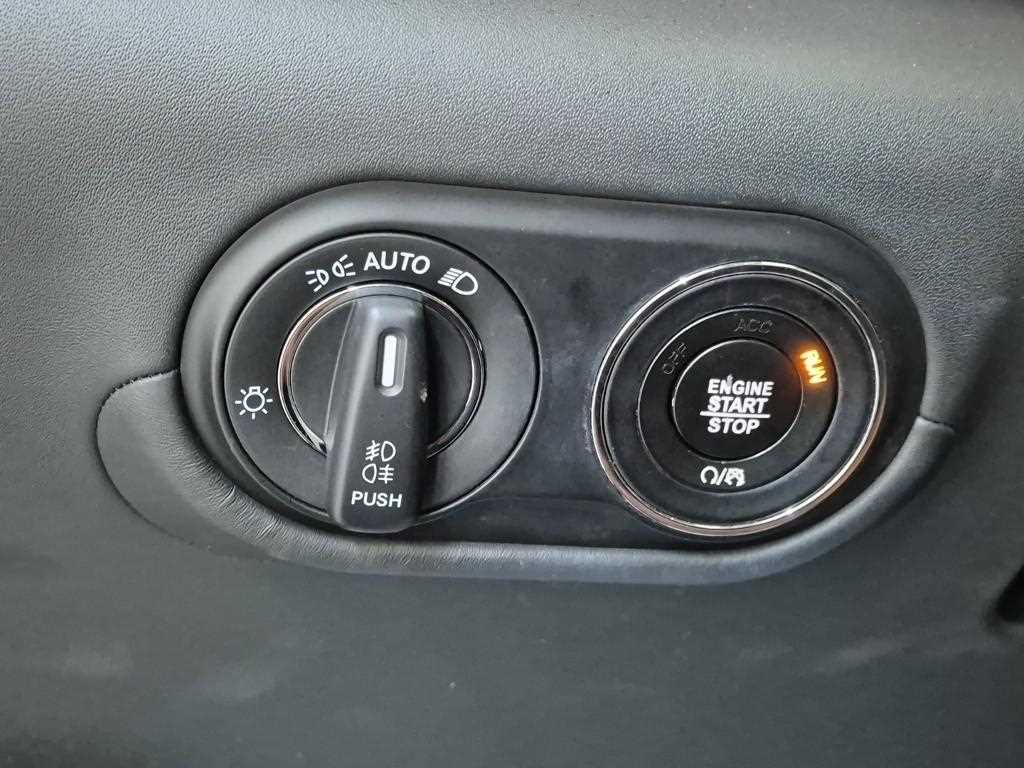 Maserati Levante 2019 Blanco - Importación desde Corea - HF Imports Iquique - Foto 17