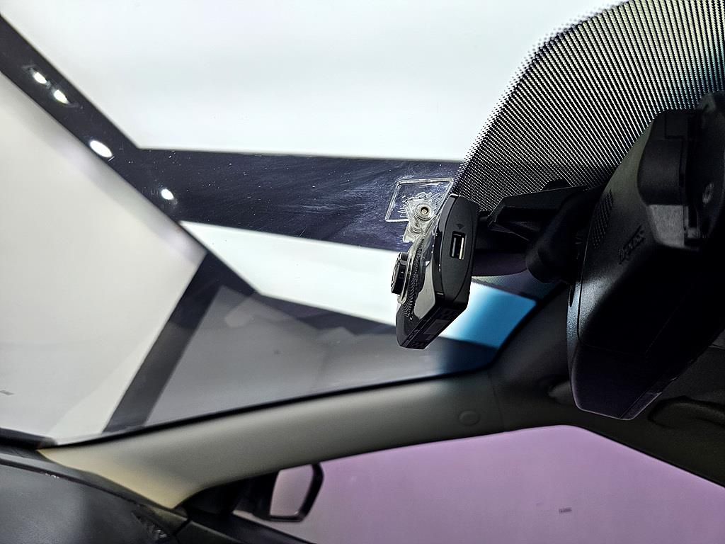 Ssangyong Tivoli - Vista 12