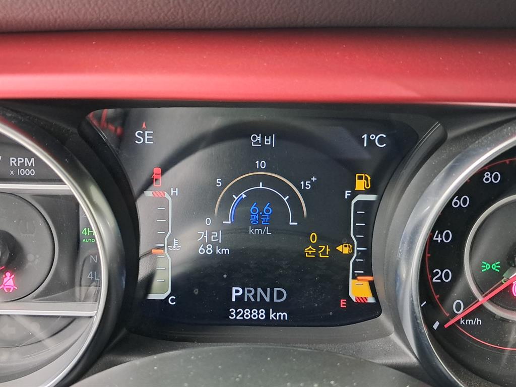 Jeep Gladiator 2022 - Importación desde Corea - HF Imports Iquique - Foto 8