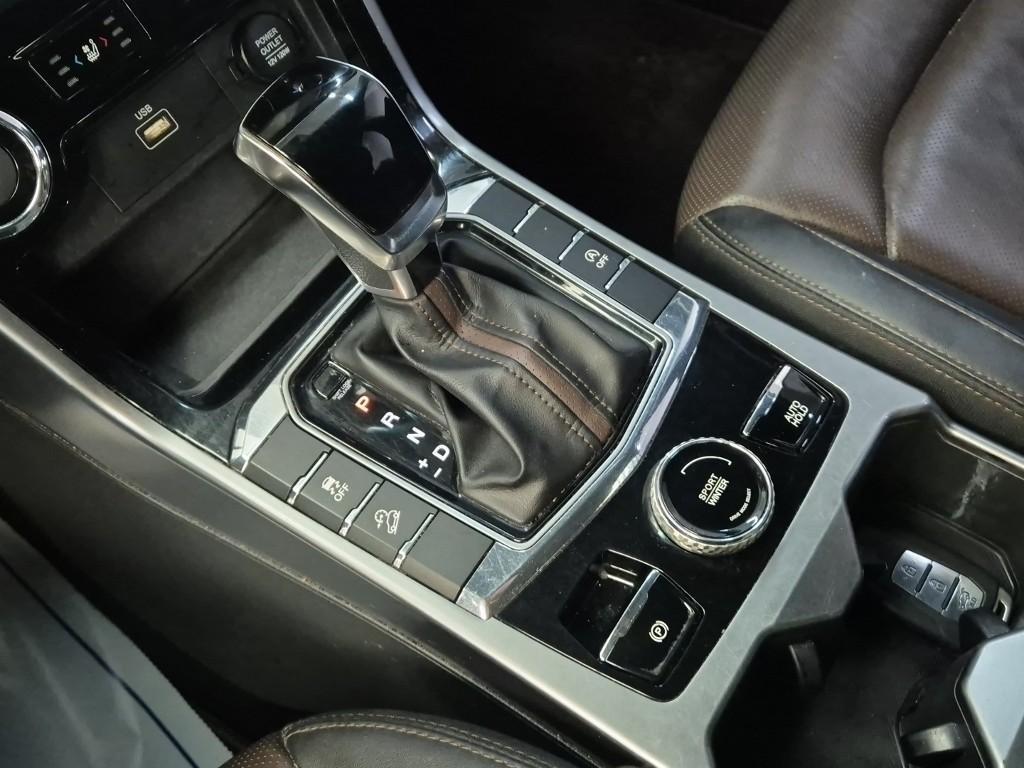 Ssangyong Korando - Vista 8