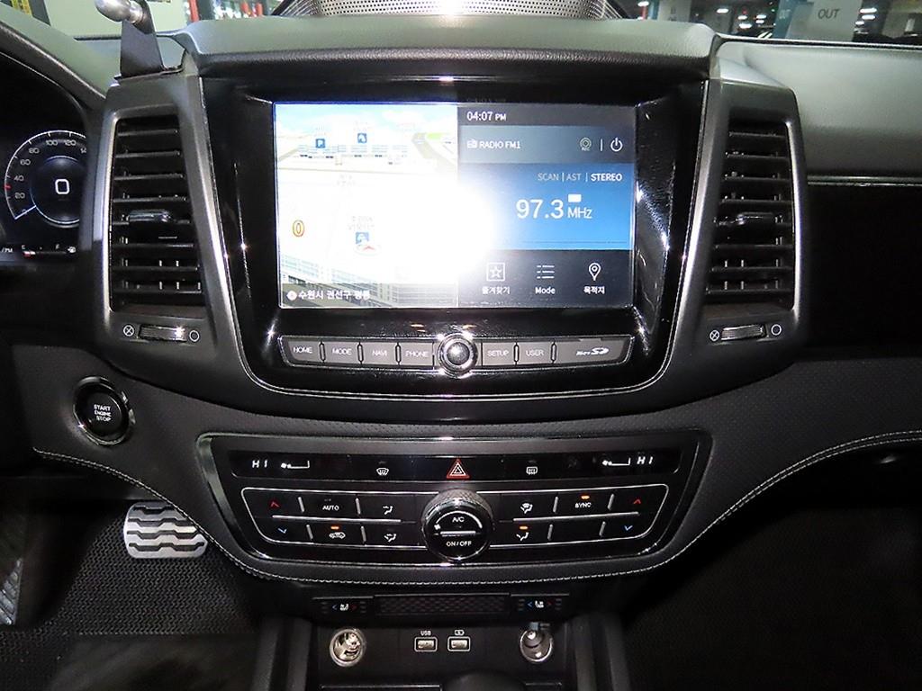 Ssangyong Rexton - Vista 11