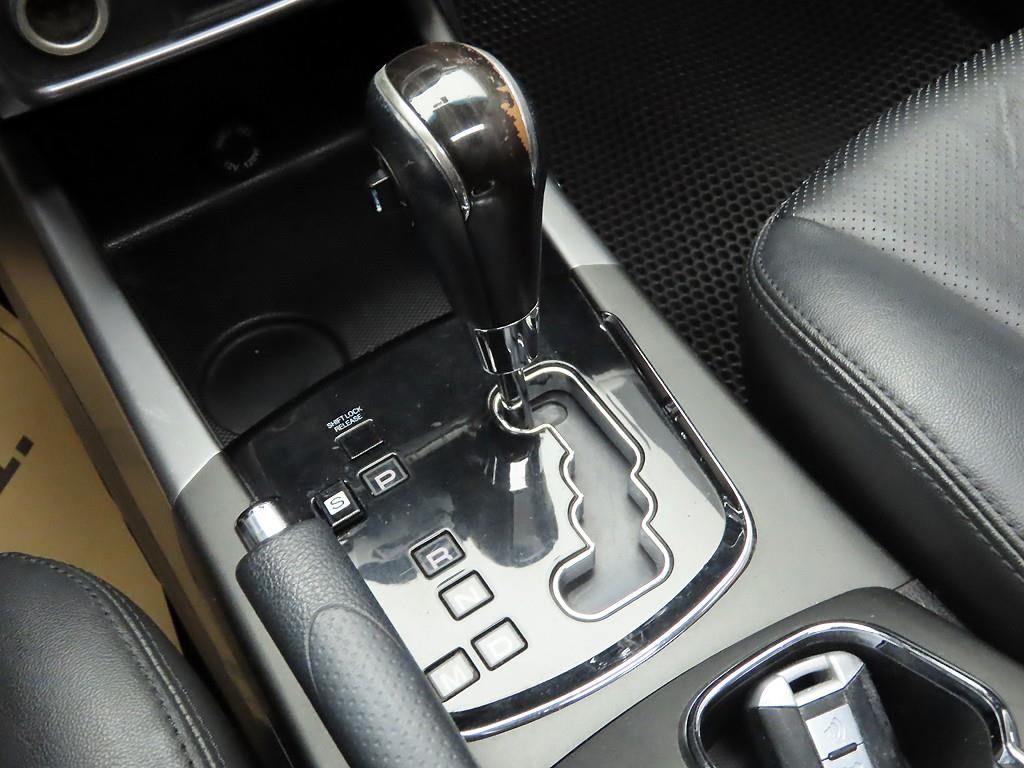 Ssangyong Korando - Vista 11