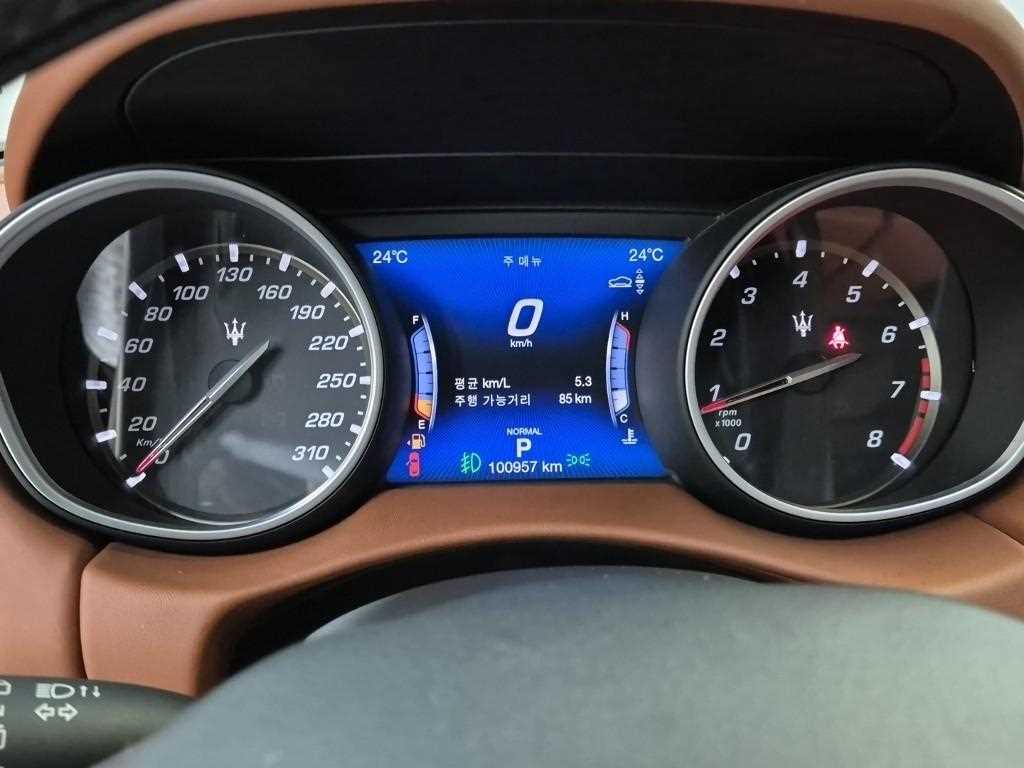 Maserati Levante - Vista 6