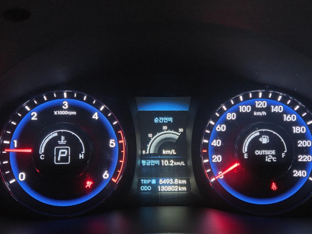 HYUNDAI i40 - Vista 5