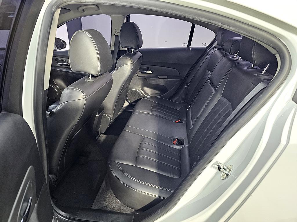 Chevrolet Cruise - Vista 9