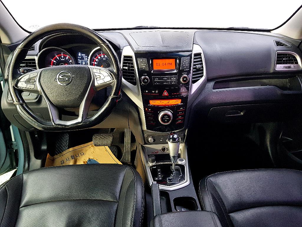 Ssangyong Tivoli - Vista 5