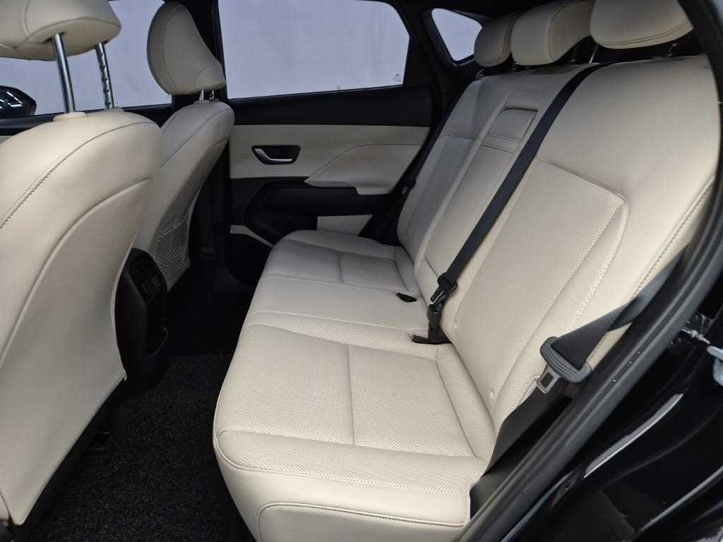 HYUNDAI Kona - Vista 12