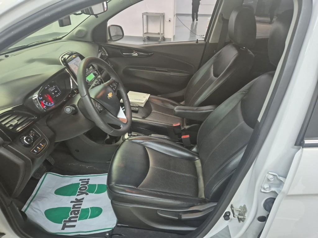 Chevrolet Spark - Vista 11