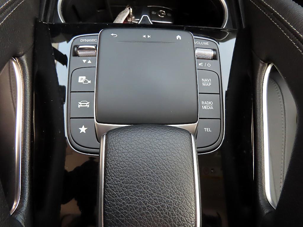 Mercedes Benz GLE Class - Vista 12