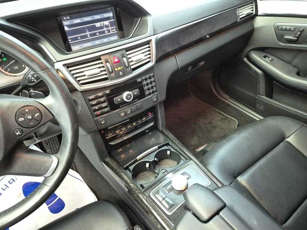 Mercedes Benz E class - Vista 10