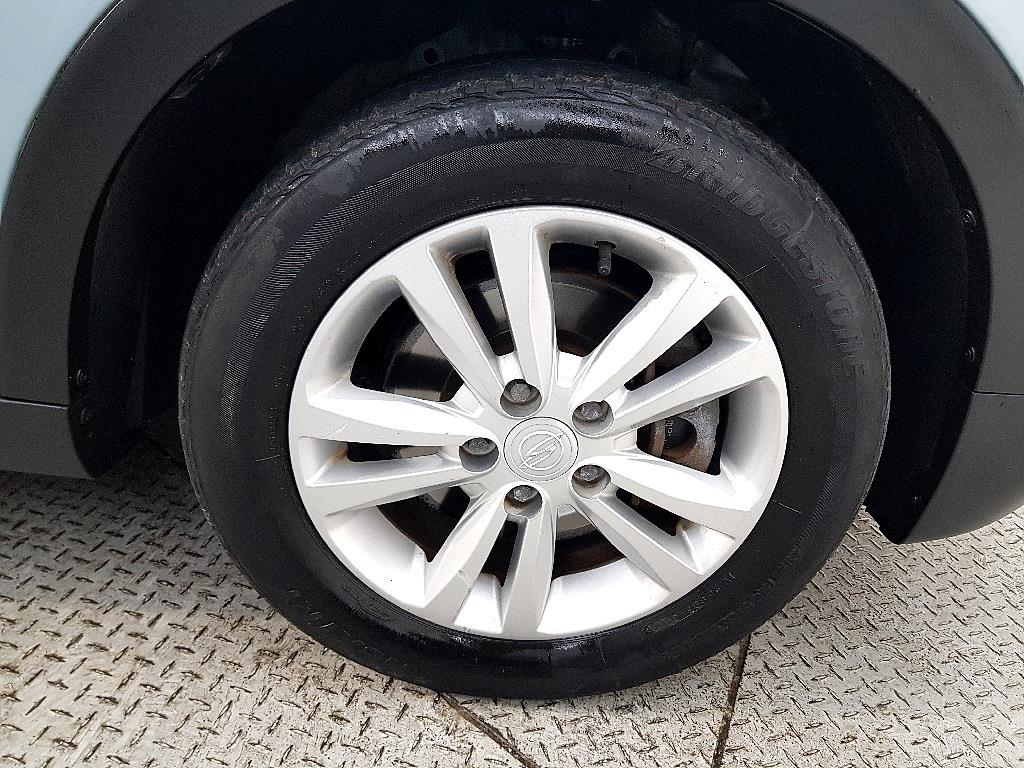 Ssangyong Tivoli 2015 skyblue - Importación desde Corea - HF Imports Iquique - Foto 20