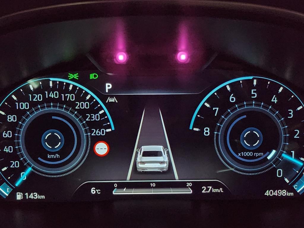 Genesis G80 - Vista 9