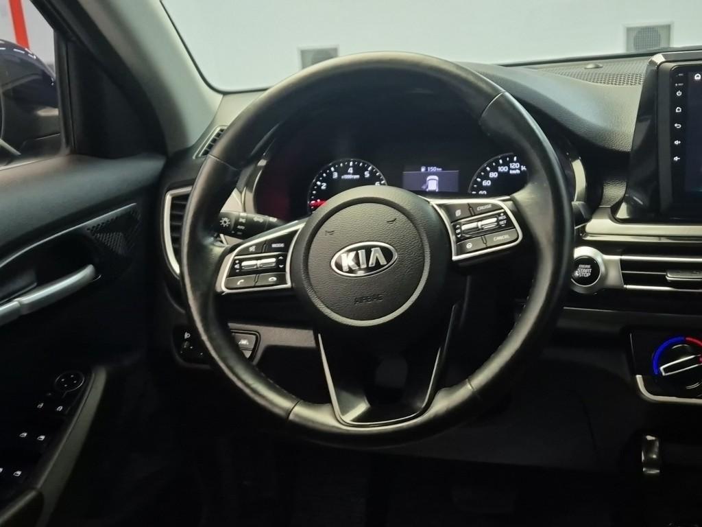 KIA Seltos - Vista 9