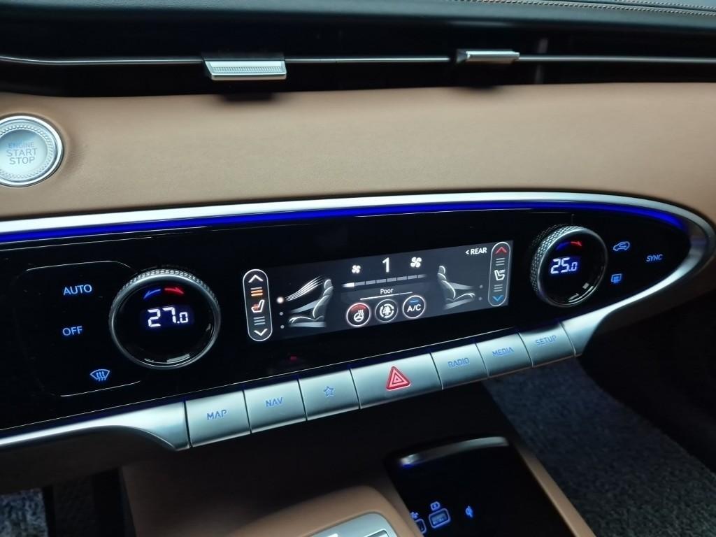 Genesis GV70 2023 Blanco - Importación desde Corea - HF Imports Iquique - Foto 18