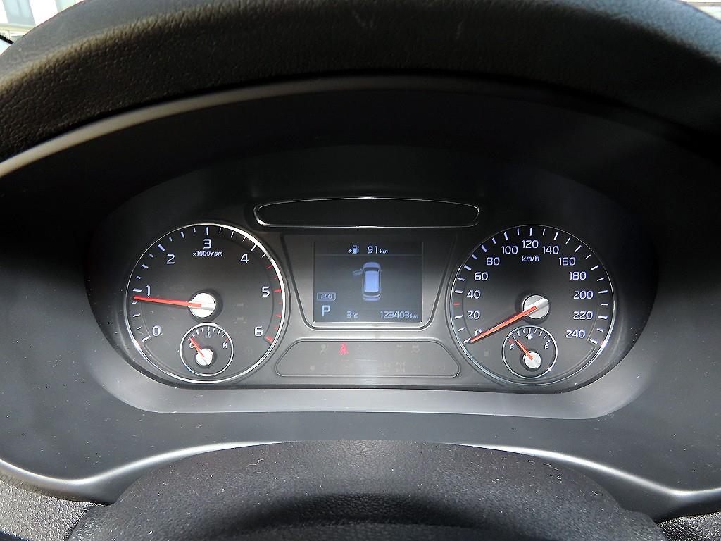 KIA Sorento - Vista 9