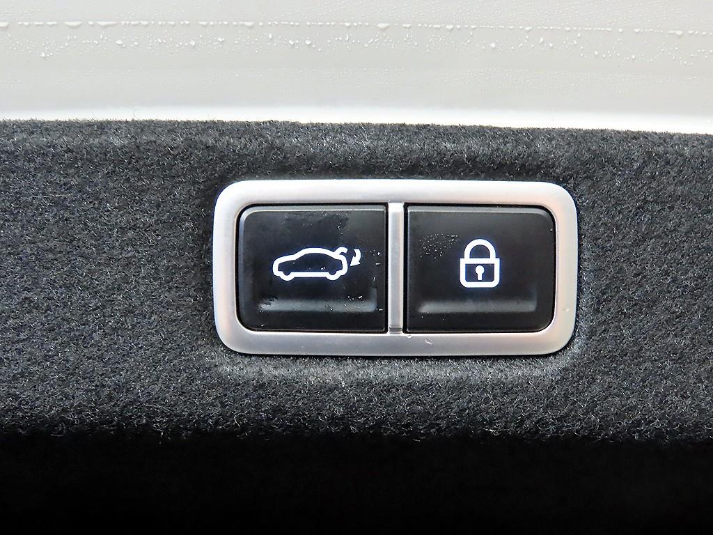 HYUNDAI Grandeur 2023 Blanco - Importación desde Corea - HF Imports Iquique - Foto 17