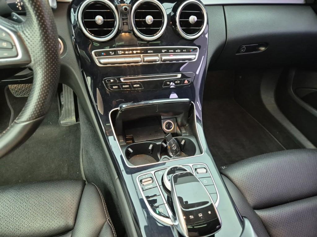 Mercedes Benz C Class - Vista 10