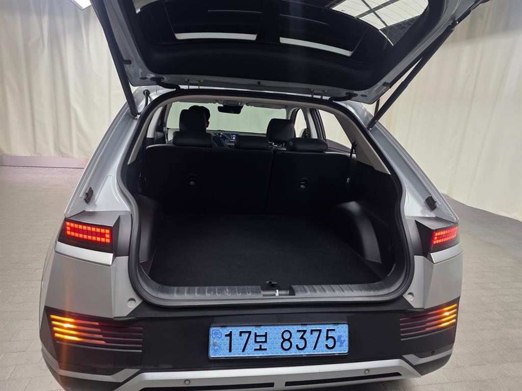 HYUNDAI Ioniq 5 - Vista 6