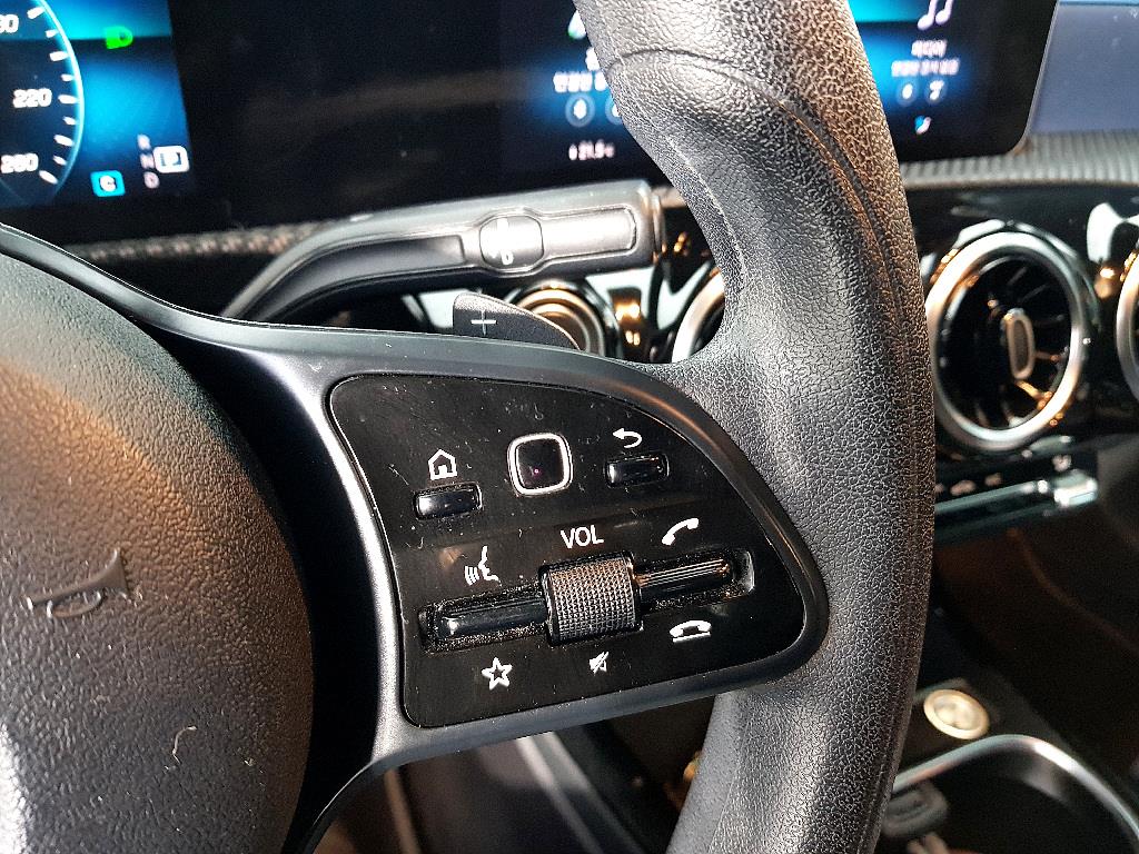 Mercedes Benz A Class - Vista 11