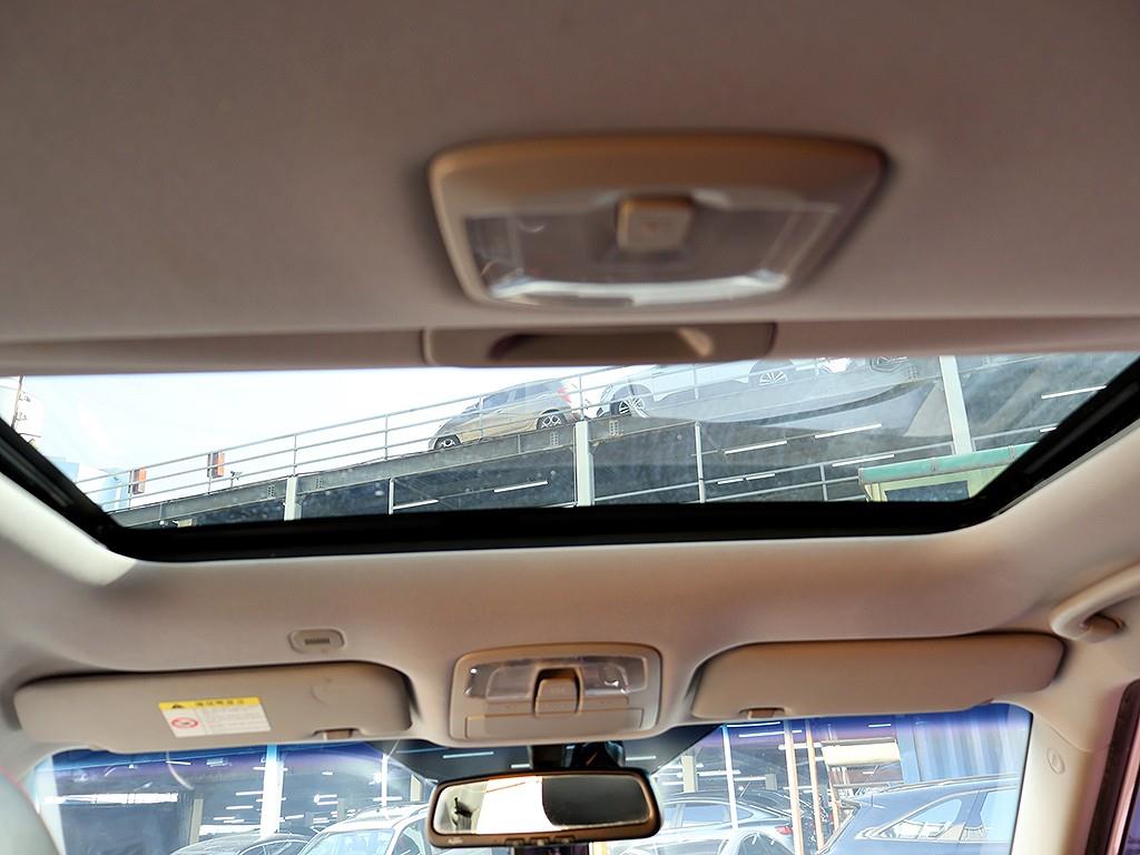 Ssangyong Tivoli 2016 Blanco - Importación desde Corea - HF Imports Iquique - Foto 13