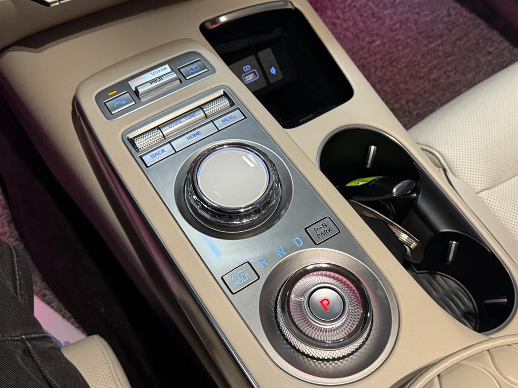 Genesis GV70 2021 Negro - Importación desde Corea - HF Imports Iquique - Foto 15