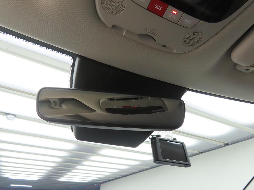 KIA Sportage - Vista 11