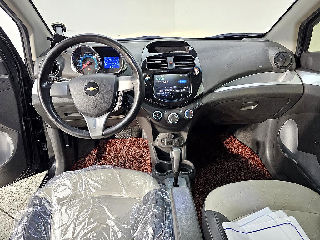 Chevrolet Spark - Vista 5