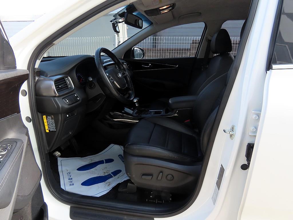 KIA Sorento - Vista 5