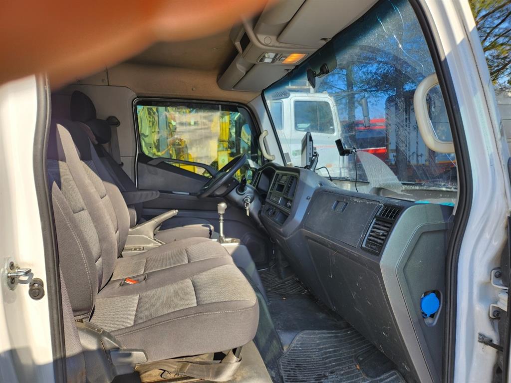 medium and large cargo truck - Vista 8