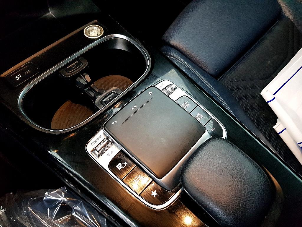 Mercedes Benz A Class 2019 Negro - Importación desde Corea - HF Imports Iquique - Foto 13