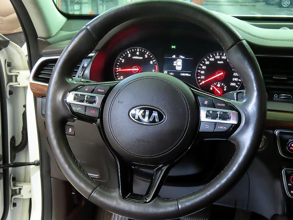 KIA K7 - Vista 8