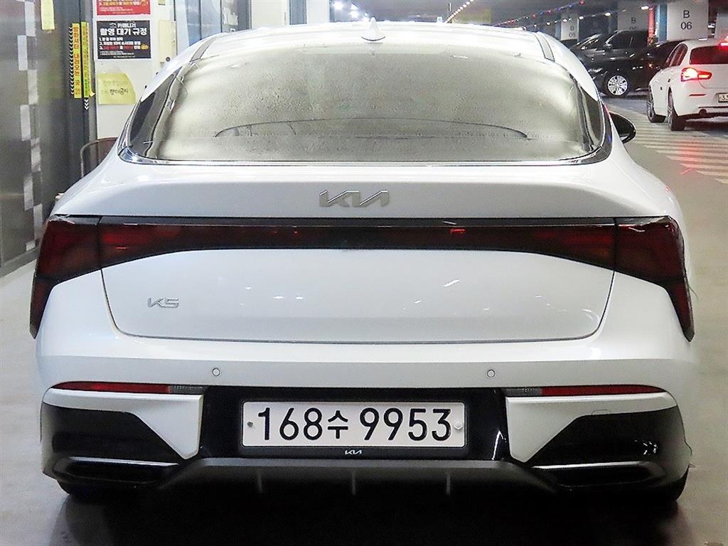 KIA K5 - Vista 5