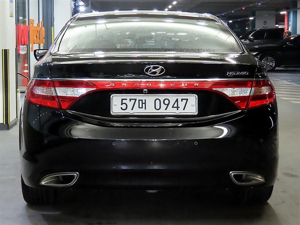 HYUNDAI Grandeur - Vista 5