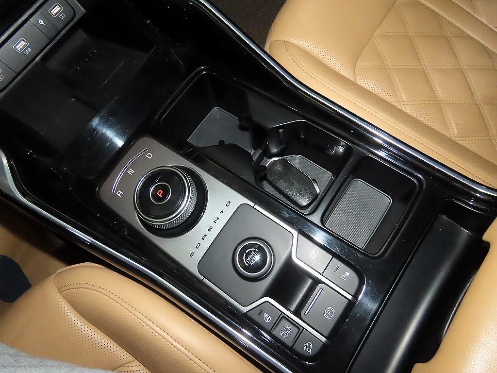 KIA Sorento - Vista 12