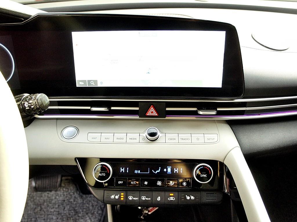 HYUNDAI Avante 2021 Blanco - Importación desde Corea - HF Imports Iquique - Foto 10