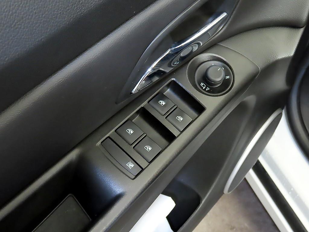 Chevrolet Cruise 2014 Blanco - Importación desde Corea - HF Imports Iquique - Foto 15