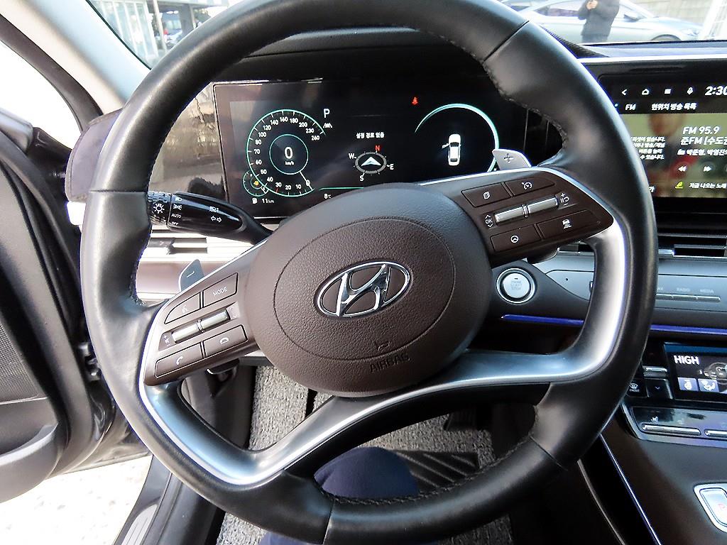 HYUNDAI Grandeur - Vista 8