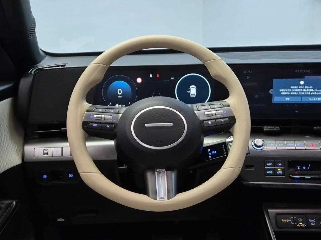 HYUNDAI Kona - Vista 9