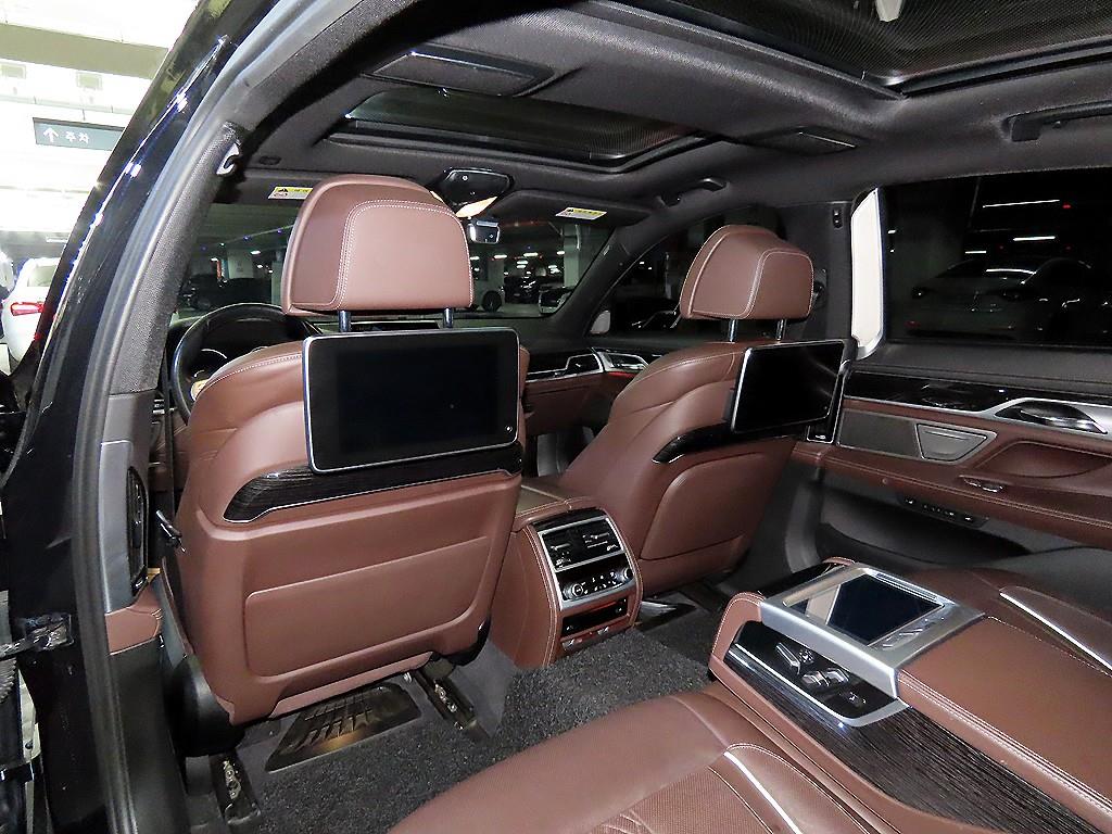 BMW 7 Series 2018 Negro - Importación desde Corea - HF Imports Iquique - Foto 13