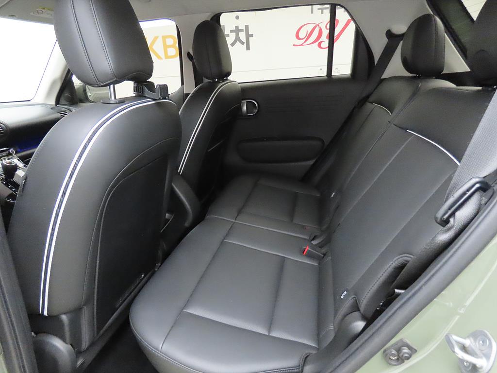 HYUNDAI Casper - Vista 7